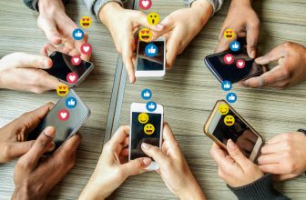 What Are The Effects Of Social Media And The Internet On Society In America
