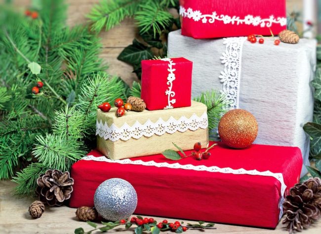 Gift Bargains Finding Thoughtful Presents without Breaking the Bank