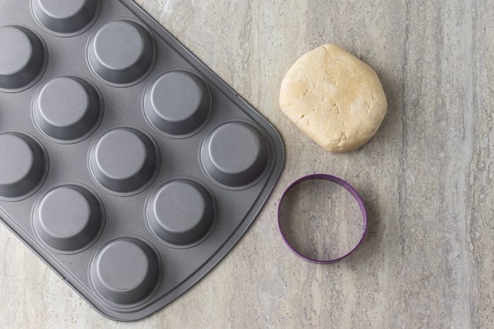 Muffin Tins and Pie Dishes Baking Versatility in American Kitchens