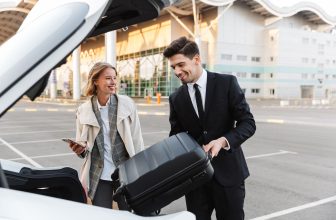 Airport Transfer Ease in the USA